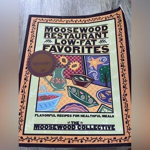 Moosewood Restaurant Low-Fat Favorites Cookbook
